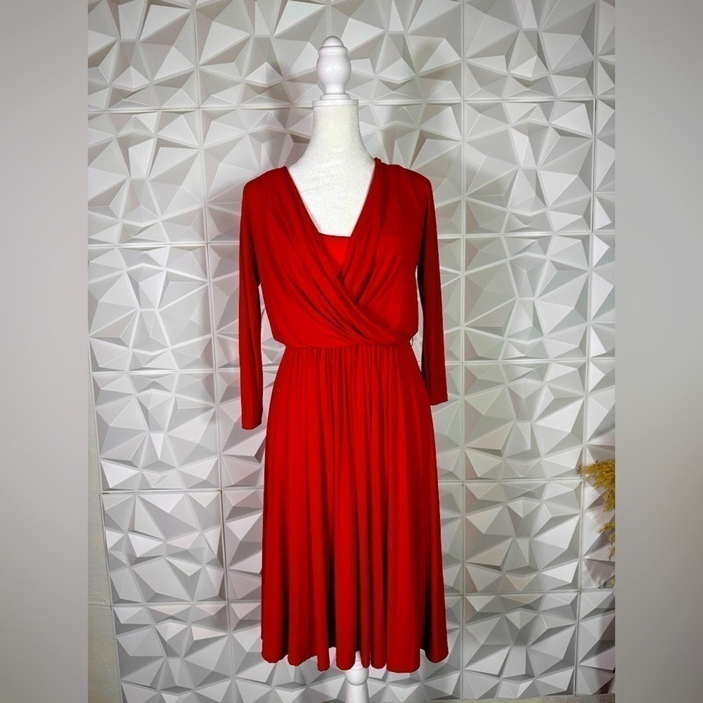 Max Mara Studio Women’s Red 3/4 Sleeve Nylon Mini V Neck Dress Size Medium